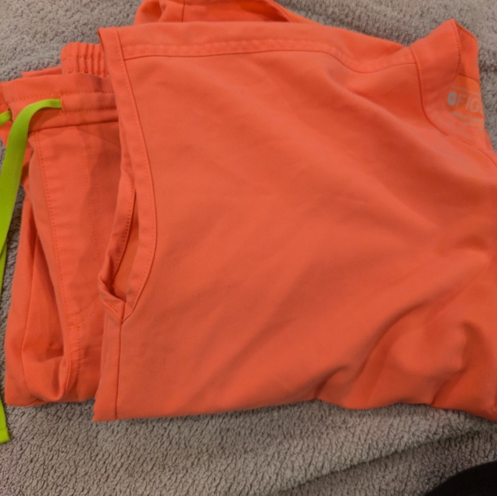 Figs Hot Coral Scrub Rafaela Top, Yola Pants